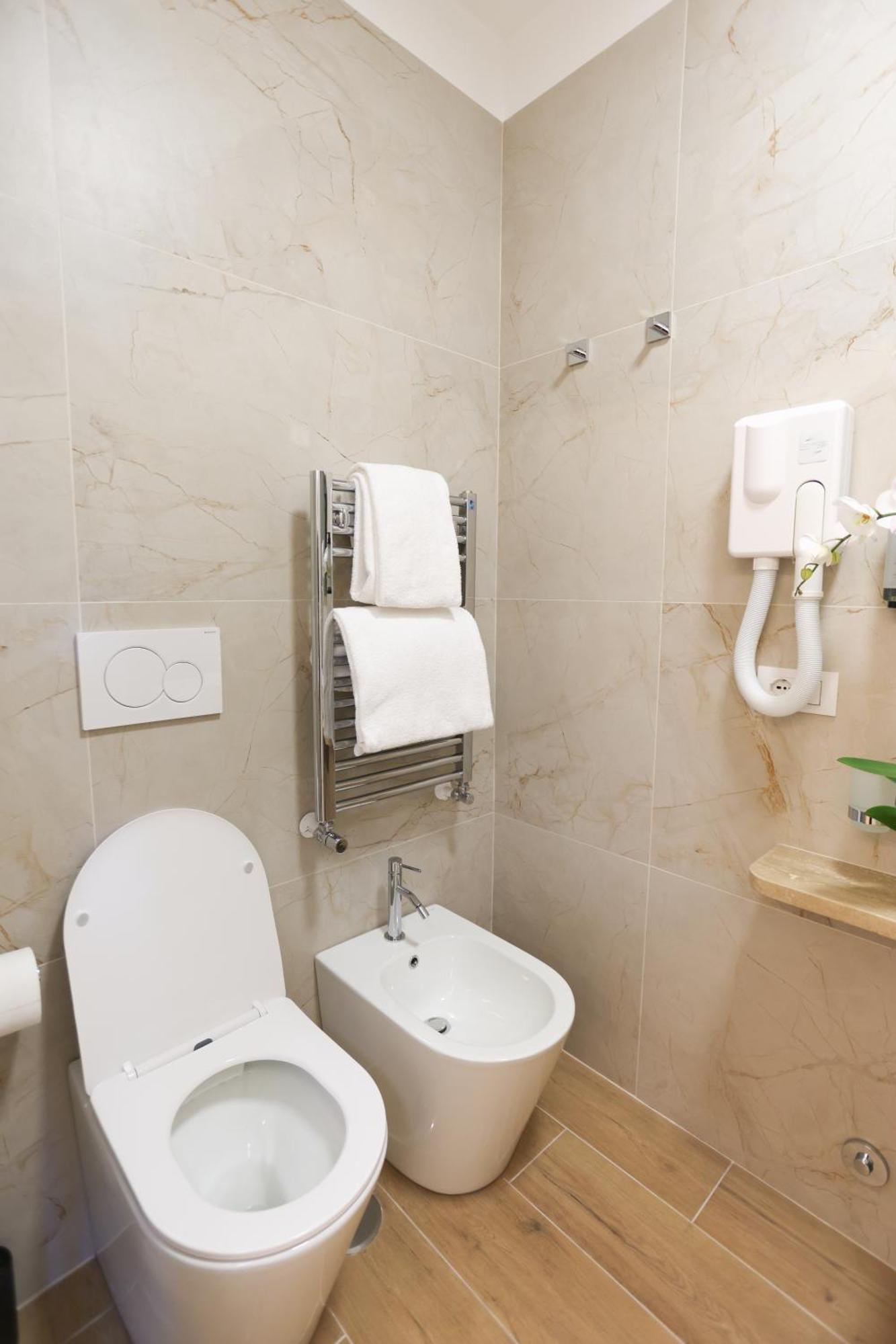 B&B Smart Rooms روما المظهر الخارجي الصورة
